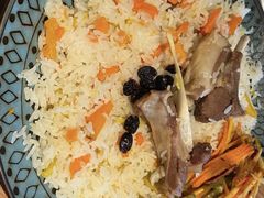羊肉手抓饭-耶里夏丽·丝路新疆菜·清真食品(徐汇南丹东路臻选店)