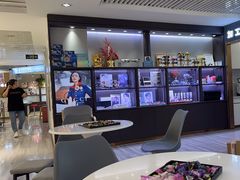 -宏宇眼镜蔡司依视路折扣店(兆佳眼镜城店)