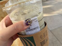 -星巴克臻选(湖滨道店)