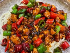 麻辣鸡丁拌面-醉牛腩·面小馆