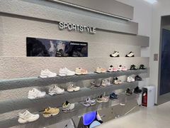 -SALOMON萨洛蒙(青岛海信店)