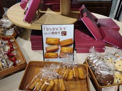 -CARINO BAKERY&CAFE(人广来福士店)