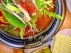 土豆排骨火锅-喇喇排骨火锅·传统韩式脊骨汤(望京西园总店)