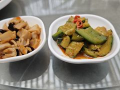 -铜锣湾·有麝自然香(重庆新天地店)