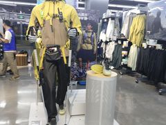 -迪卡侬(大英山店)