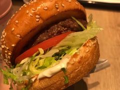 -The Habit Burger Grill 哈比特汉堡(复兴soho店)