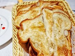 夏威夷果仁面包-弘雅饭店