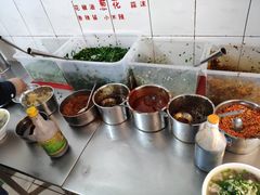 -文山荷鲜居(翠湖店)