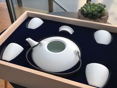 -瓷语堂(上海五维空间创意园店)