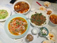 -孔雀云贵川·融合菜(长宁来福士店)
