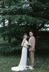 -纪梵希旅拍婚纱摄影(大连总店)