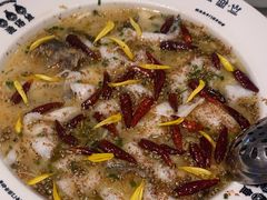 -渔语鱼酸菜鱼新川菜(来福士店)