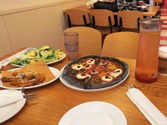 -城市大道红炉披萨烘焙坊