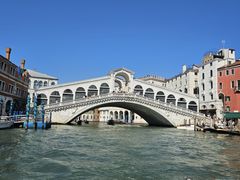 -里亚托桥