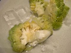 宝塔花菜-巴奴毛肚火锅(七宝领展广场店)