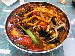 -红鼻子桂林米粉(金唐新光界店)