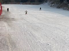 -秦皇古道滑雪场