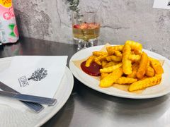 -LESCEDARS Brasserie Bistro香柏树