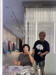 -PE SALON