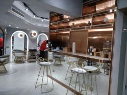 -苏豪路易士·嘉玛发廊