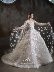 点击看大图 -Renee芮亦婚纱