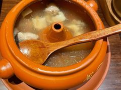 -银米·云南传统过桥米线(双廊黑金冠店)