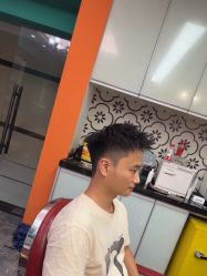 -鸿運 BARBER SHOP男士理发馆