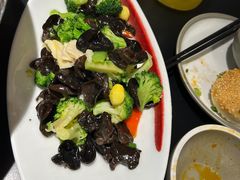 -麻六记(凤凰汇店)