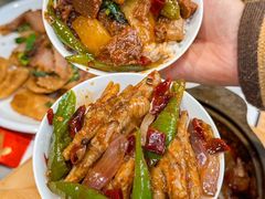 -嫩芽 ·地道重庆菜(十八梯露台夜景店)