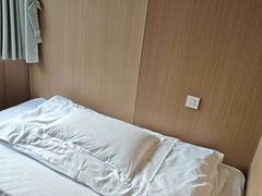 -BUFF电竞酒店(成都春熙路太古里店)