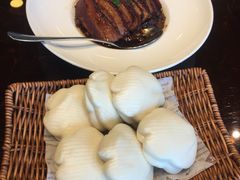 梅菜扣肉-川旺角川粤融合菜•海景餐厅(星海广场店)