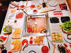 -海底捞火锅鲜切牛肉主题店(长寿路店)