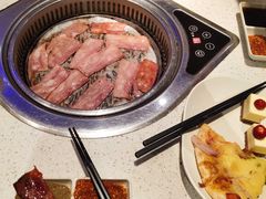 -佰烧海鲜烤肉火锅自助(世茂国际广场店)