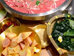 -老房老舍重庆火锅(假日城市店)