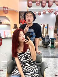 -V8潮牌·接发烫染连锁