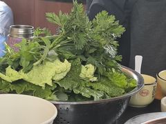-黄利砖万峰林布依特色酸笋牛肉馆