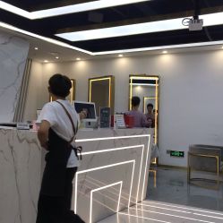 -艾美丽