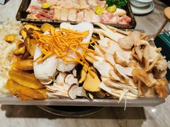 -野·大山里野生菌石锅土鸡(益田假日店)