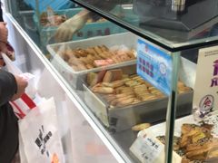 面包甜点陈列柜-上海哈尔滨食品厂(淮海中路店)
