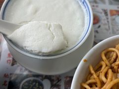 -周大娘牛乳(旧寨古村总店)