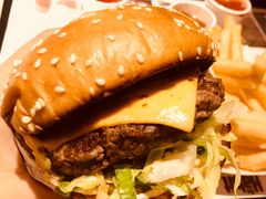 -The Habit Burger Grill 哈比特汉堡(复兴soho店)