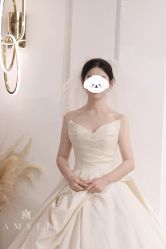 -艾米丽婚纱礼服