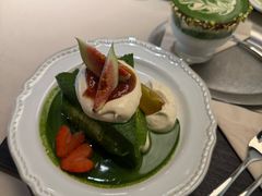 -luutosa  cafe & tea 鹿兔山
