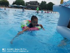 -欢乐水魔方水世界