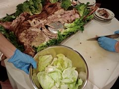 -广州万富希尔顿酒店·感趣自助餐厅·金秋蟹宴生蚝海鲜刺身