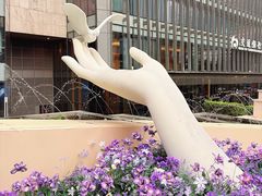 -中航城君尚购物中心