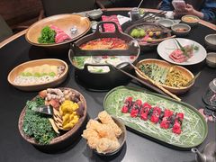 -三出山火锅(南京万象天地店)
