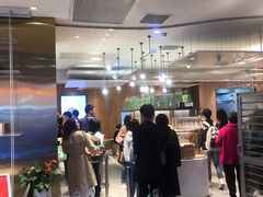 -奈雪的茶(湖滨银泰in77C区PRO店)