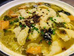 龙利鱼酸菜鱼面-友达面馆(桥西万象城店)