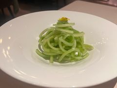 炝拌鲍芹-金海华·悦食东方(苏州中心商场店)